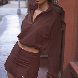 Alo Yoga In the Lead Coverup in Cherry Cola (Maroon) size Large